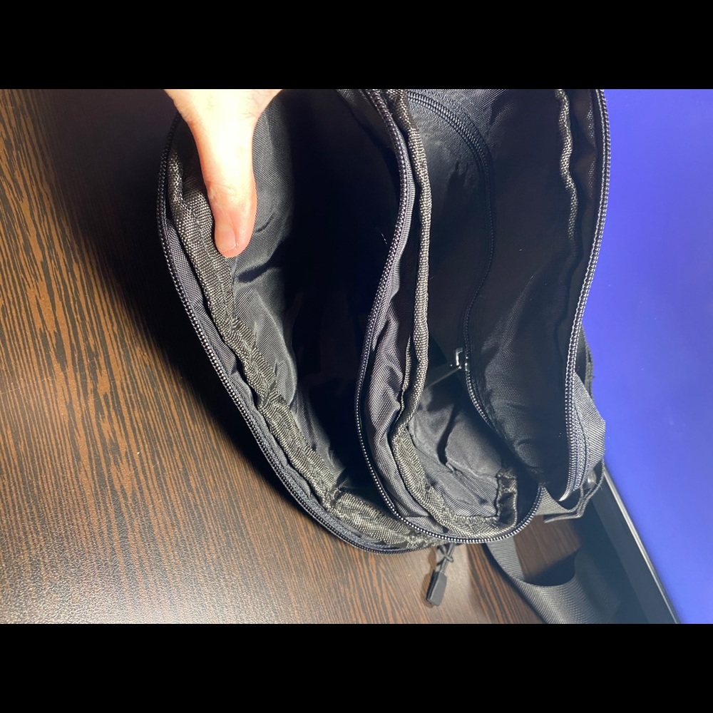 Places + Faces shoulder bag